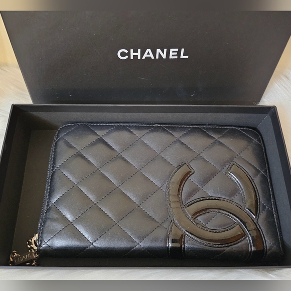 ❌SOLD❌ 🖤 Chanel Cambon Zippy 🖤 - Picture 15 of 15